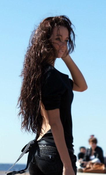 Я живу в Москве, готова окунуть тебя в мир незабываемого блаженства.
💋 Мои услуги охватывают широкий спектр возможностей - от расслабляющего массажа до бесконечных эротических игр. Обещаю, ты не пожалеешь о проведенном со мной времени.
📸 В моем альбоме фото ты найдешь множество соблазнительных снимков, которые подчеркнут мою красоту и женственность. Уверен, ты будешь в восторге!
💫 Обращаются ко мне мужчины самых разных возрастов и вкусов, и каждый из них находит со мной свое наслаждение. Мои постоянные клиенты отмечают мою открытую и дружелюбную натуру.
💖 Не теряй времени и звони мне прямо сейчас, чтобы разбудить все свои скрытые желания. Я обещаю, ты не пожалеешь о нашей встрече в Москве. 🌇 Гузель