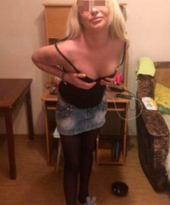 Привет, я креативная и нежная девушка с богатым опытом в интимной сфере 😌💋 Живу и радую мужчин в Москве 🌆 Мои услуги включают все, что ты можешь себе представить: классический секс, оральный, анальный, эротический массаж и многое другое 😏💦 Для меня любовь и страсть – это искусство, в котором каждое движение и прикосновение становятся незабываемыми мгновениями 🌹😉 Мне нравится удовлетворять мужчину и смотреть на его счастливое лицо ☺️💕 У меня есть много положительных отзывов и фото, которые сделают тебя жаждущим провести со мной незабываемое время 😉📸 Забудь о повседневности и окунись в мир наслаждения вместе со мной 🌟✨ Жду тебя, чтобы немного погрузиться в океан наслаждения 🌊😘 Амина